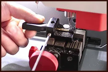 Usa Locksmith Service Milwaukee, WI 414-323-8148 - 11-key-cutting